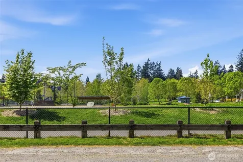 18024 Corliss Avenue N Shoreline WA 98133