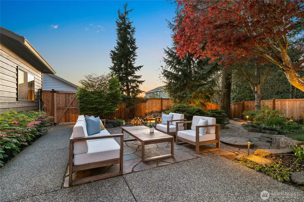 4315 142nd Place SE Snohomish WA 98296