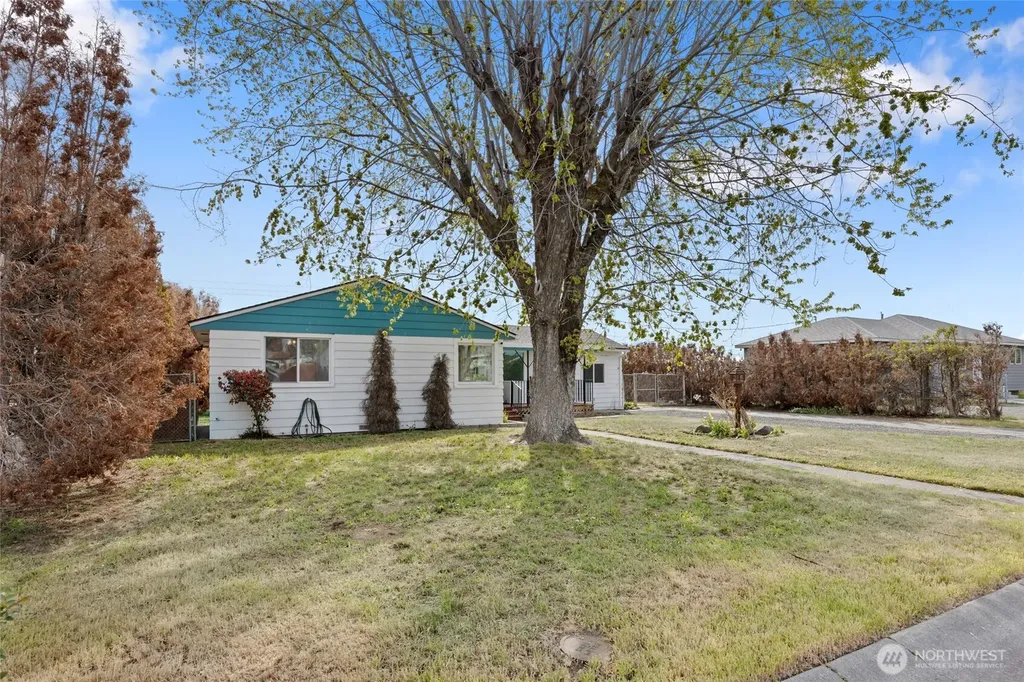 4259 Joann Drive NE Moses Lake WA 98837