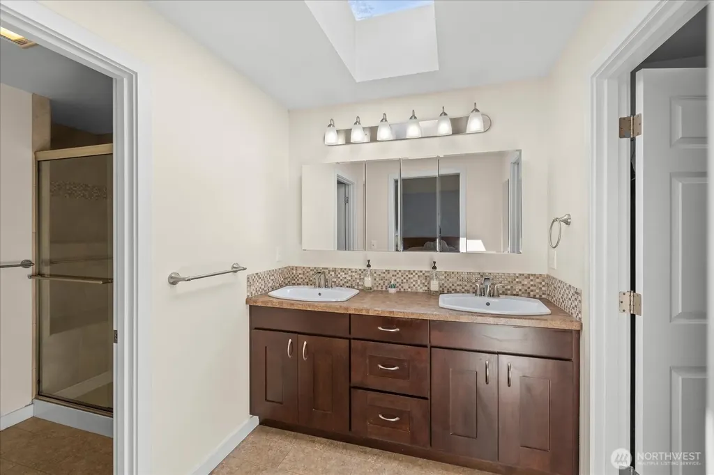 8119 190th Street SW Edmonds WA 98026