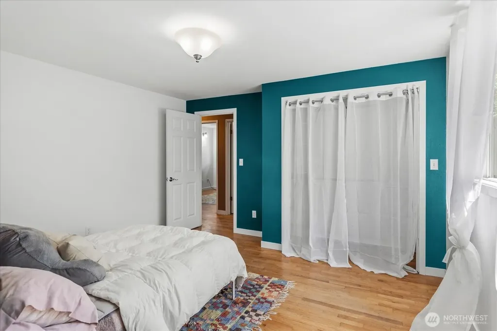 8119 190th Street SW Edmonds WA 98026
