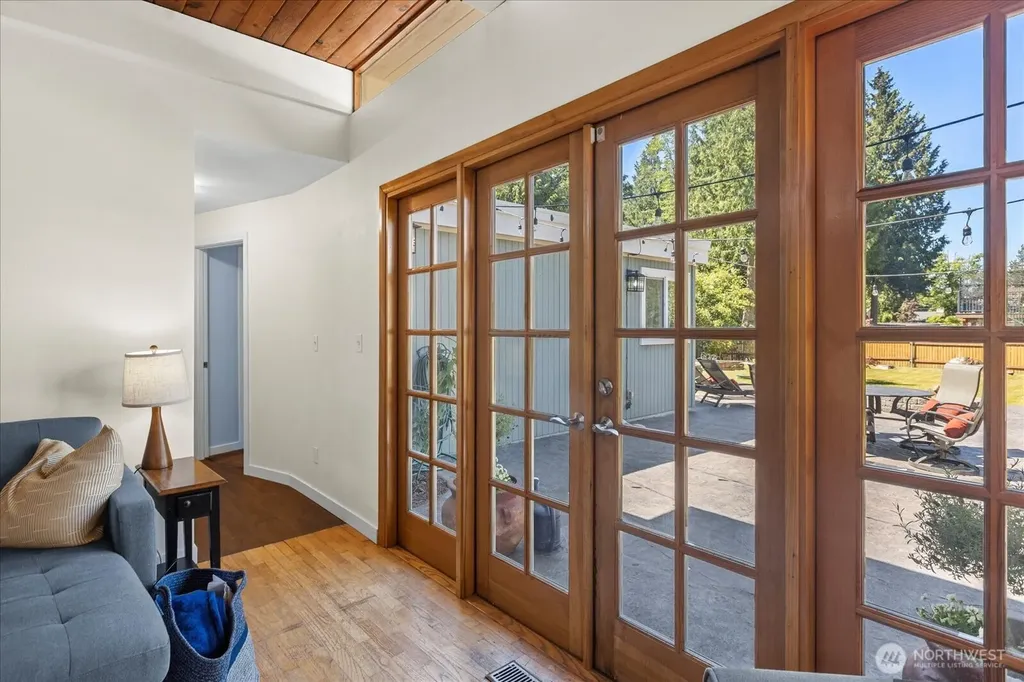8119 190th Street SW Edmonds WA 98026