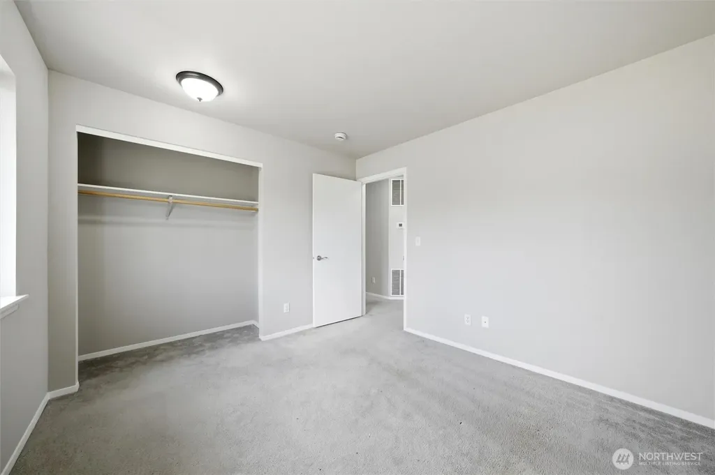 725 NW Sunburst Court Moses Lake WA 98837