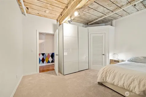1507 Western Avenue Seattle WA 98101