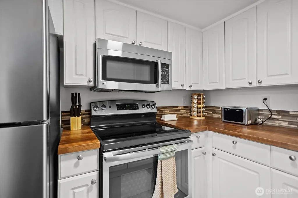 2102 NW Kelly Drive Vancouver WA 98655