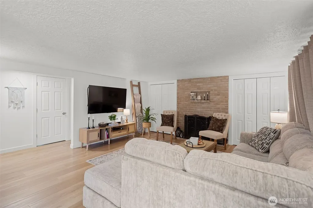 2102 NW Kelly Drive Vancouver WA 98655