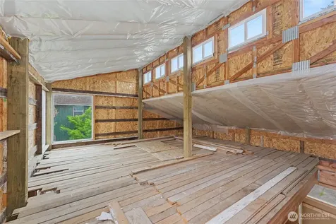 7537 21st Avenue NE Seattle WA 98115
