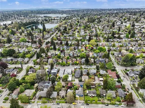 7537 21st Avenue NE Seattle WA 98115
