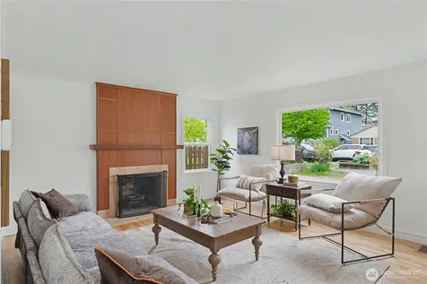 7537 21st Avenue NE Seattle WA 98115
