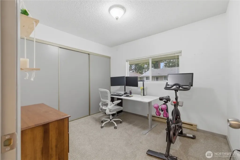 5804 200th Street SW Lynnwood WA 98036