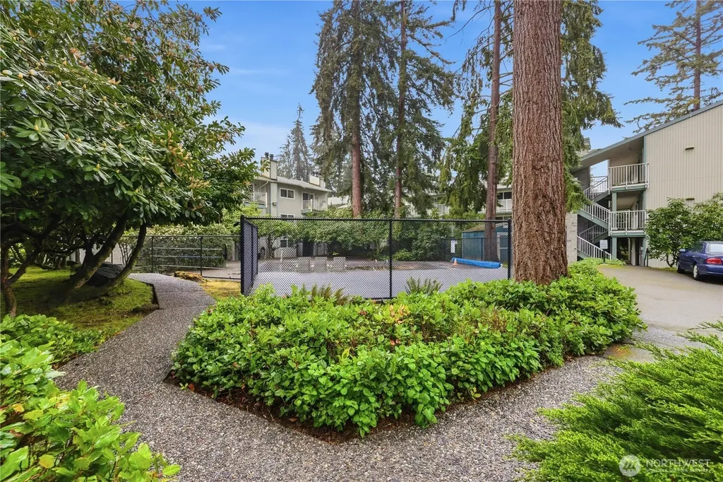 5804 200th Street SW Lynnwood WA 98036