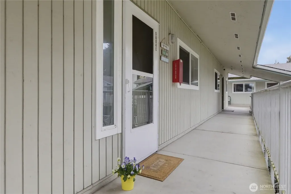 5804 200th Street SW Lynnwood WA 98036