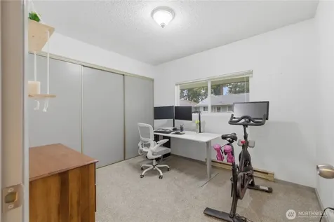 5804 200th Street SW Lynnwood WA 98036