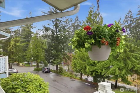 5804 200th Street SW Lynnwood WA 98036