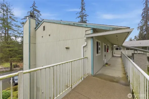 5804 200th Street SW Lynnwood WA 98036