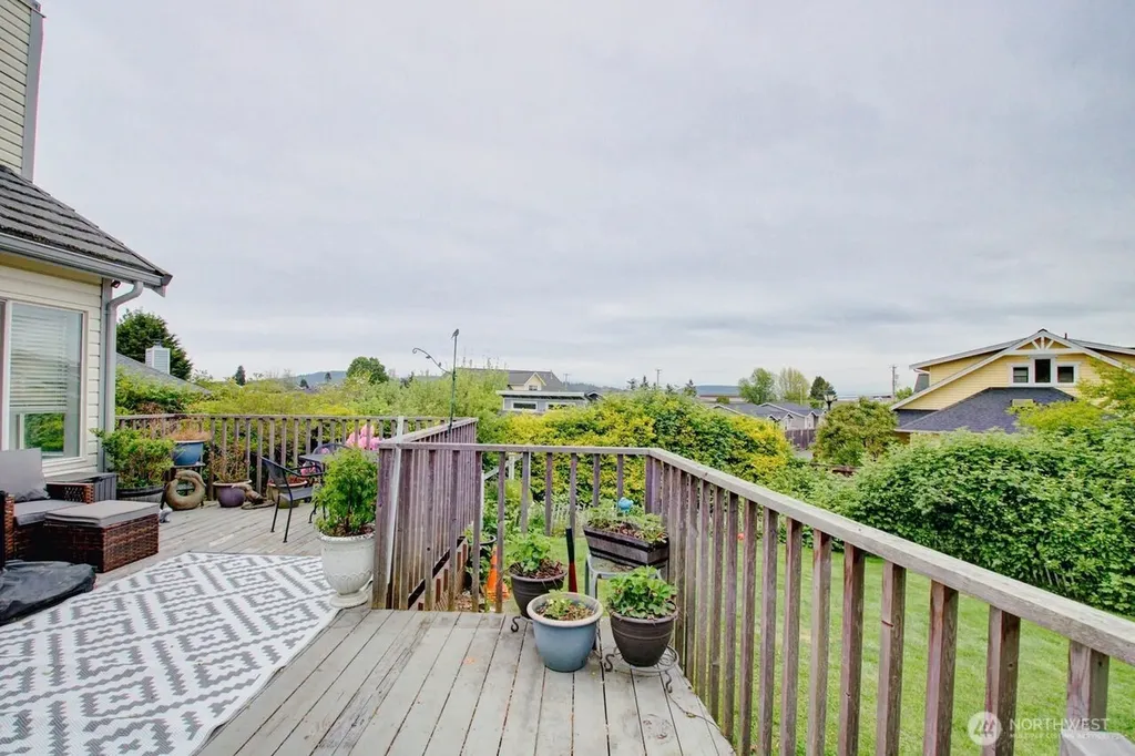 1711 25th H Court Anacortes WA 98221