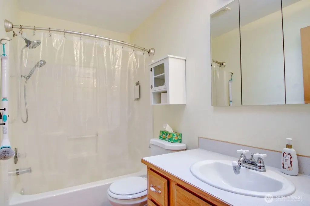 1711 25th H Court Anacortes WA 98221