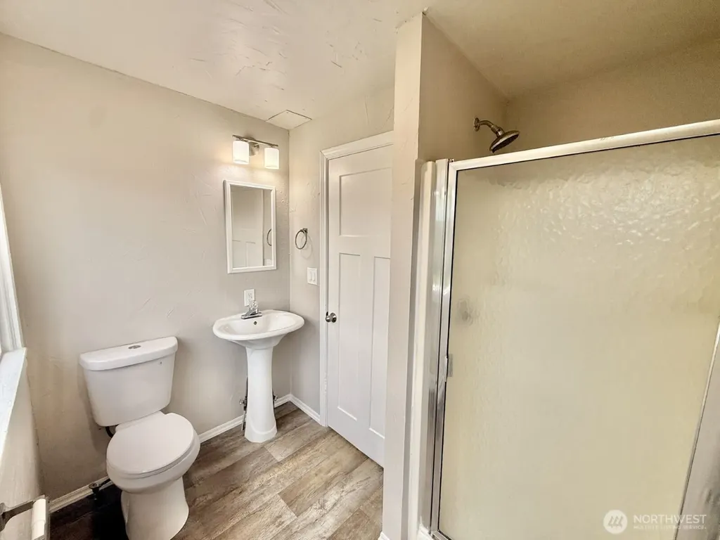 3585 E Spokane Street Tacoma WA 98404