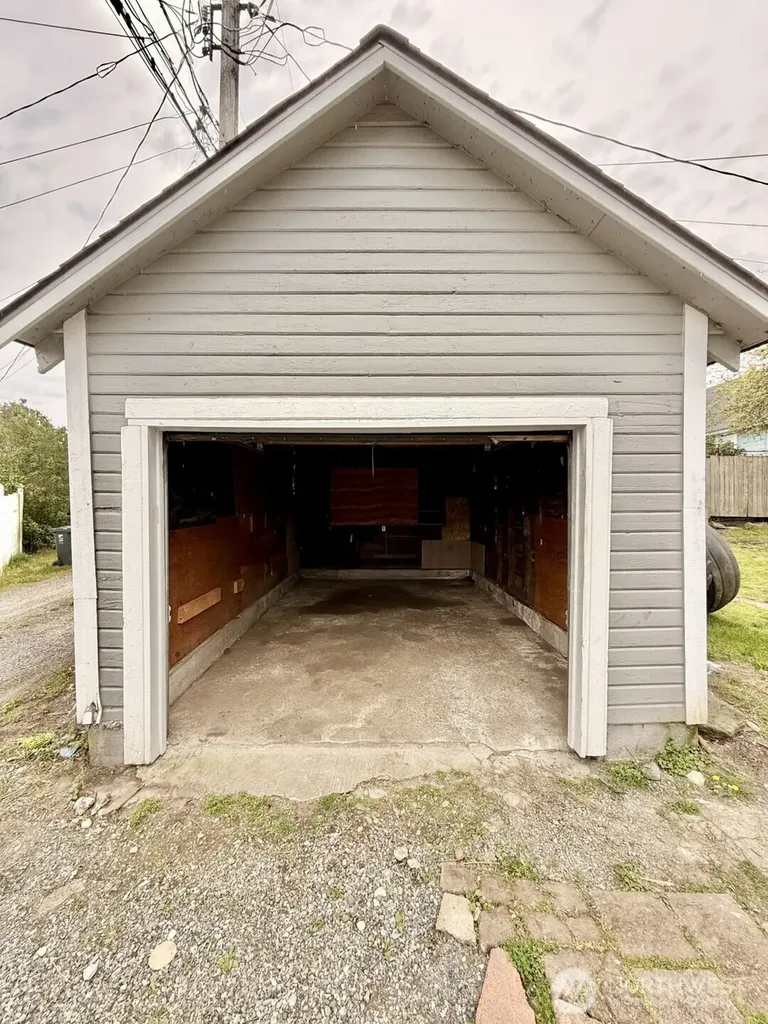 3585 E Spokane Street Tacoma WA 98404