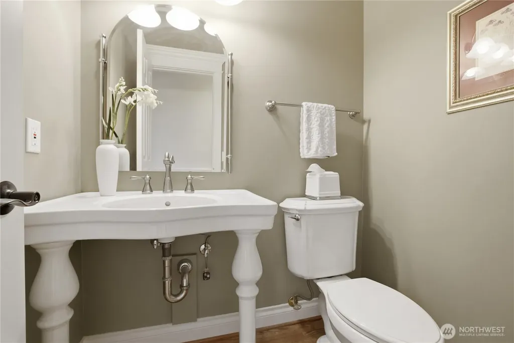 15430 SE 67th Place Bellevue WA 98006