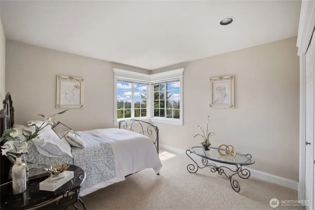 15430 SE 67th Place Bellevue WA 98006