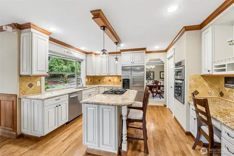15430 SE 67th Place Bellevue WA 98006