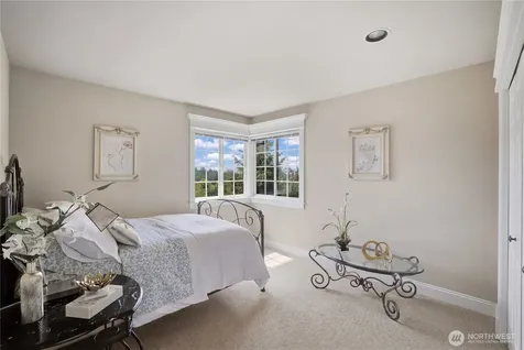 15430 SE 67th Place Bellevue WA 98006