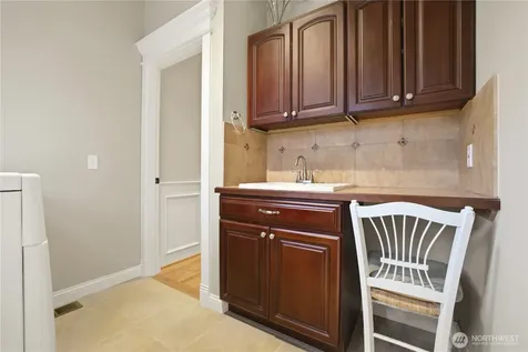15430 SE 67th Place Bellevue WA 98006