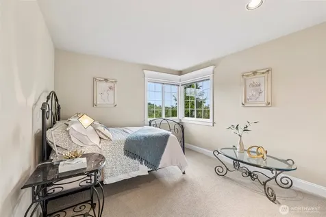 15430 SE 67th Place Bellevue WA 98006