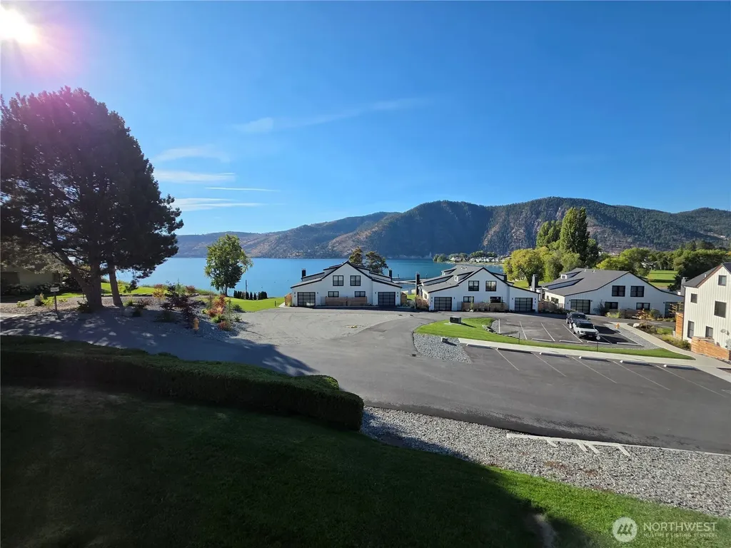 1 Lodge 640-b Manson WA 98831