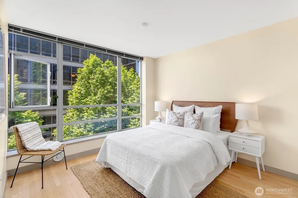 2929 1st Avenue Seattle WA 98121