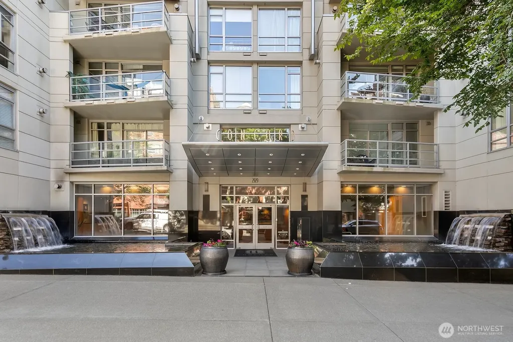 2929 1st Avenue Seattle WA 98121