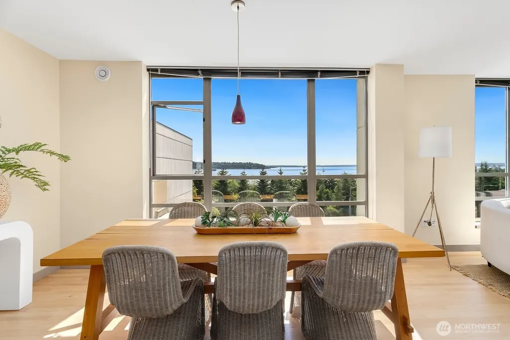 2929 1st Avenue Seattle WA 98121
