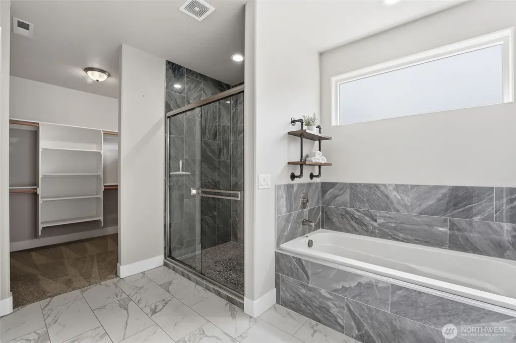 1075 Klamath Court Richland WA 99352
