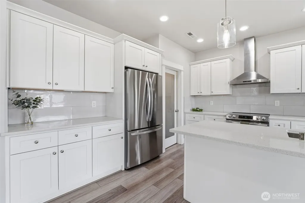 1075 Klamath Court Richland WA 99352
