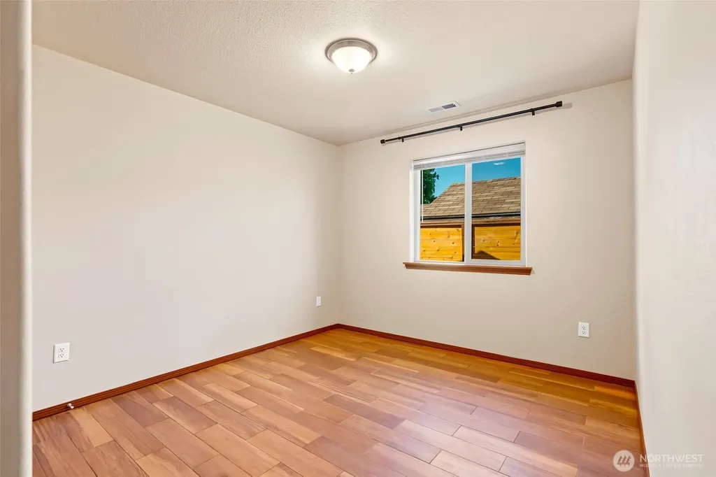 1917 Landon Avenue Union Gap WA 98903