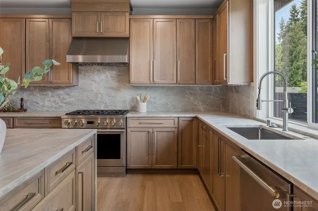 7825 NE 143rd Street Kirkland WA 98034