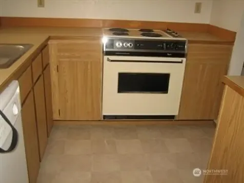 10135 NE 137th Place Kirkland WA 98034