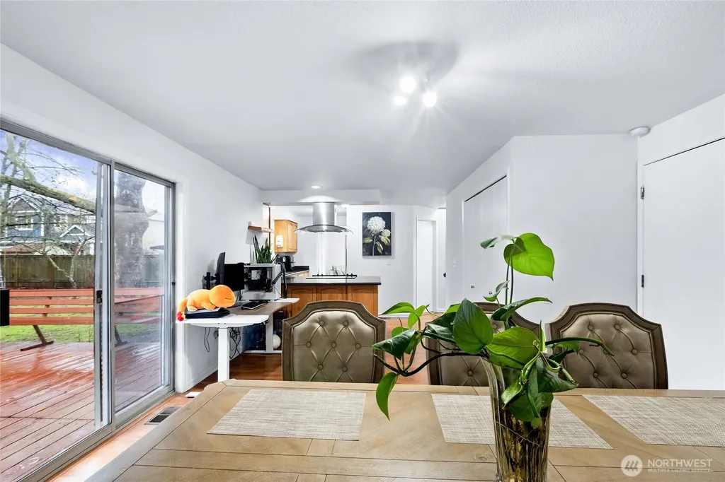 309 White River Drive Pacific WA 98047