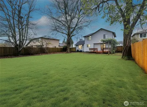 309 White River Drive Pacific WA 98047