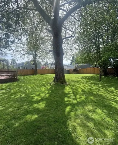 309 White River Drive Pacific WA 98047