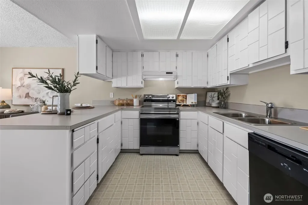 296 North Shore Boulevard Fox Island WA 98333