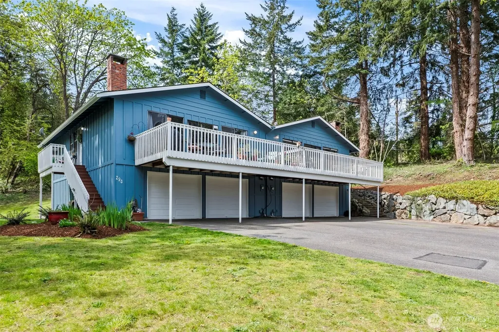 296 North Shore Boulevard Fox Island WA 98333