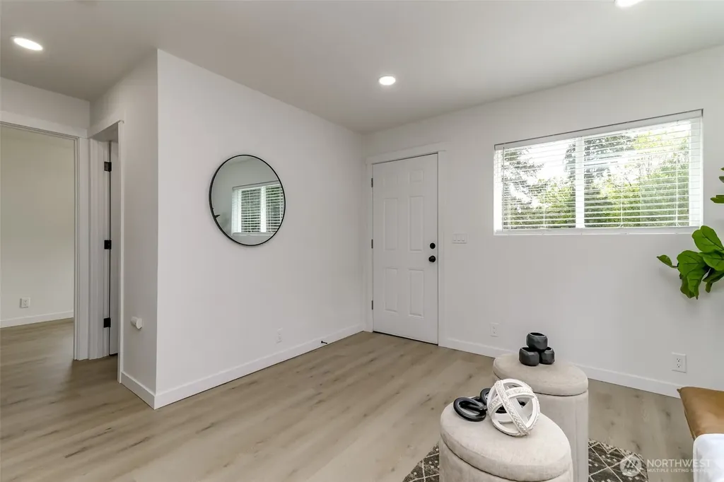 1408 Price Road Bremerton WA 98312