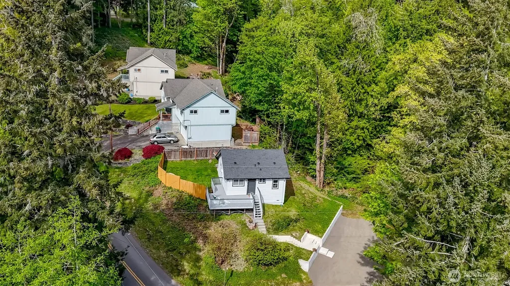 1408 Price Road Bremerton WA 98312