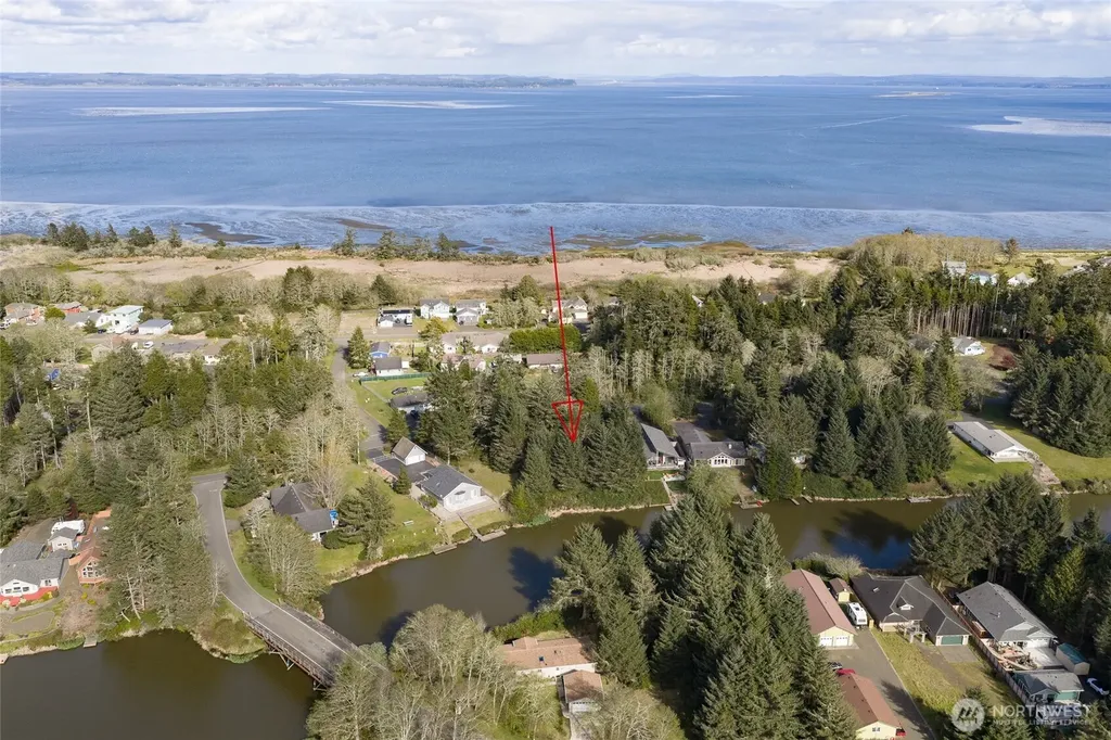 189 Duck Lake Drive NE Ocean Shores WA 98569