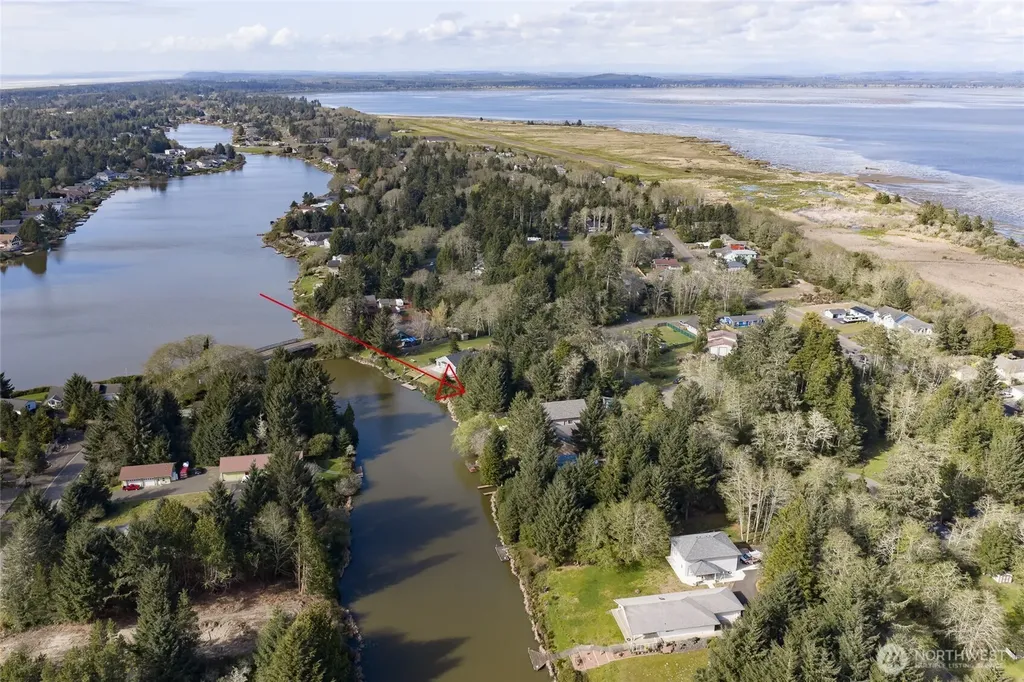 189 Duck Lake Drive NE Ocean Shores WA 98569