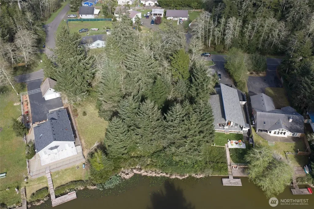 189 Duck Lake Drive NE Ocean Shores WA 98569