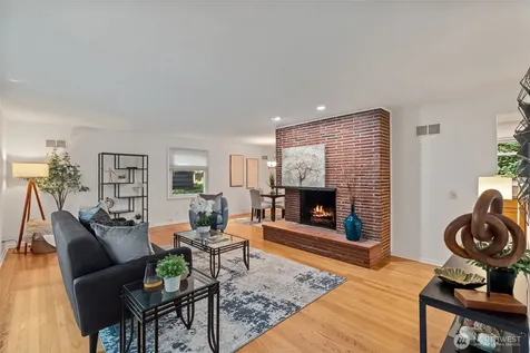 327 108 Avenue SE Bellevue WA 98004