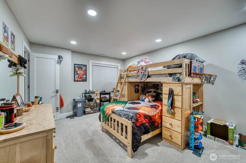 10612 34th Street Ct NW Gig Harbor WA 98335